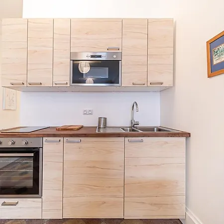 Your Independent Cocoon In The Heart Of The 7th Arrondissement Of Apartamento Lyon